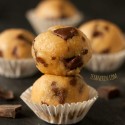 Raw Peanut Butter Chocolate Chip Cookie Dough (grain-free, dairy-free, vegan)