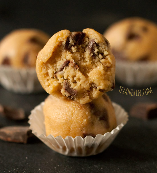 Grain-free Raw Peanut Butter Chocolate Chip Cookie Dough - super quick, easy and delicious! Only has 4 ingredients and takes just a few minutes to put together. | texanerin.com