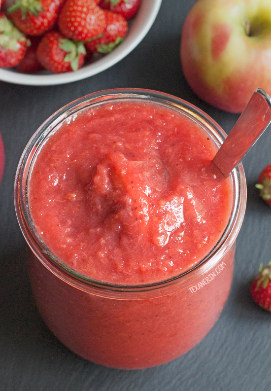 Healthy 2-Ingredient Strawberry Applesauce – naturally gluten-free, vegan, and paleo!