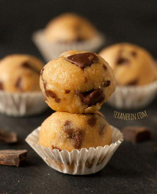 Grain-free Raw Peanut Butter Chocolate Chip Cookie Dough – only has 4 ingredients, and is incredibly quick, simple and addicting! | texanerin.com