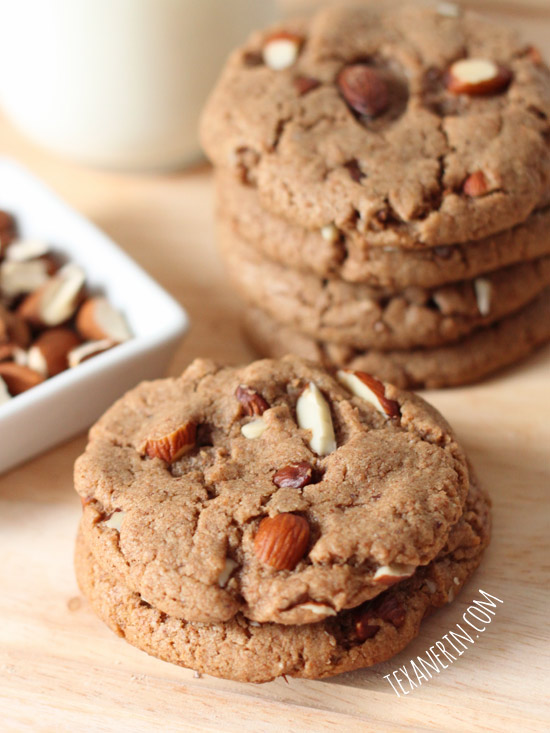 These soft and chewy maple almond butter cookies are 100% whole grain and dairy-free! | texanerin.com