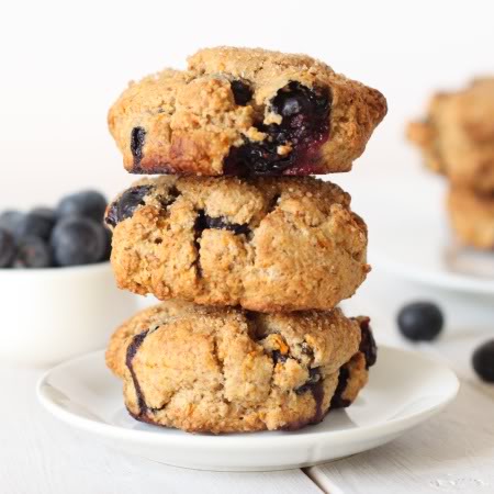 100% Whole Grain Orange Blueberry Scones (vegan) | texanerin.com