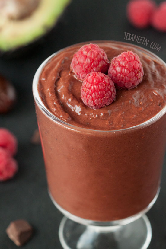 Thick and Creamy Healthy Chocolate Raspberry Pudding – guilt-free and sweetened with fruit! Naturally gluten-free, vegan and dairy-free with a paleo / vegan option.