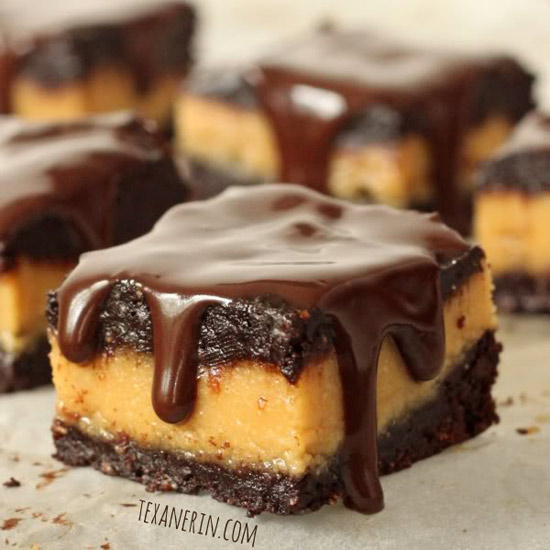 100% Whole Grain Peanut Butter Cup Brownies – so incredibly gooey and rich! | texanerin.com