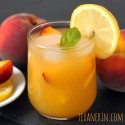 Fresh Peach Lemonade – Honey Sweetened