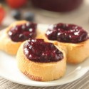 Strawberry Blueberry Jam (honey sweetened, pectin free)