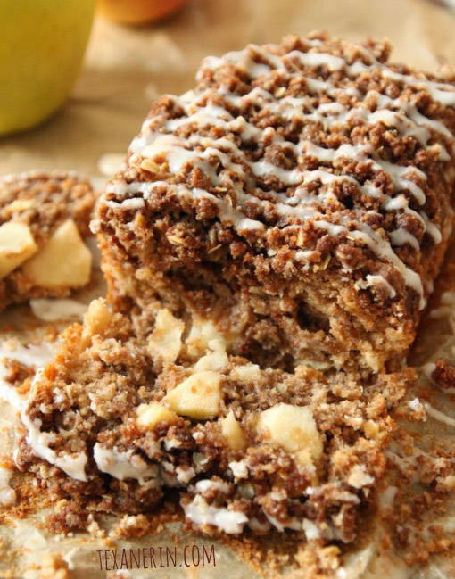 Cinnamon Apple Oatmeal Bread – an incredibly moist and delicious 100% whole grain loaf! | texanerin.com