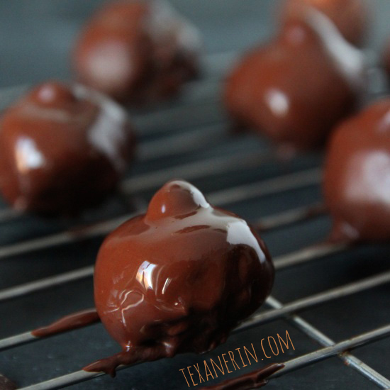 Homemade Baci Perugina - Italian Nutella Hazelnut Chocolates which happen to be gluten-free, dairy-free and vegan! Only take a few minutes to make | texanerin.com