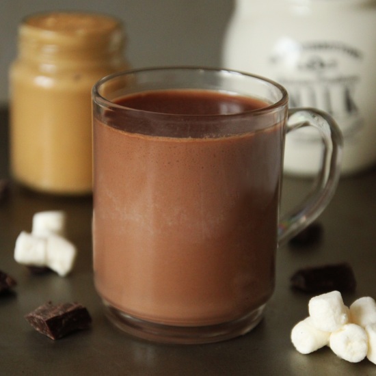 Peanut Butter Hot Chocolate - Even He Can Do It! | texanerin.com