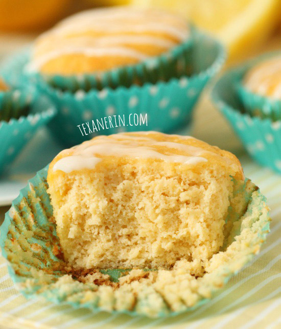 Grain-free and gluten-free lemon muffins that taste just like pound cake! | texanerin.com