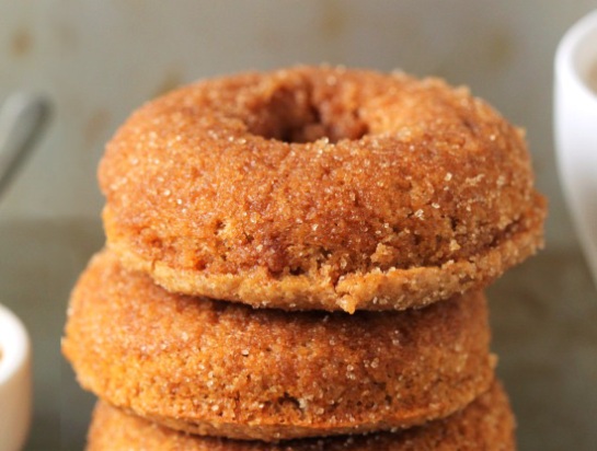 Whole Grain Cinnamon Sugar Doughnuts | texanerin.com