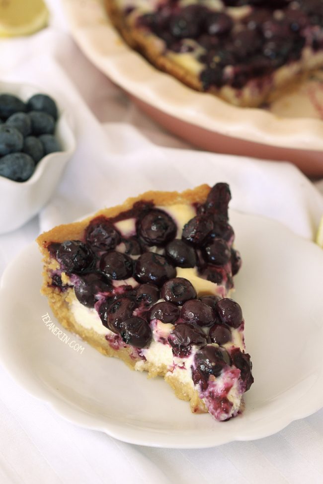 Blueberry Cream Cheese Pie  – creamier, smoother and gooier than regular cheesecake. With a cookie crust!