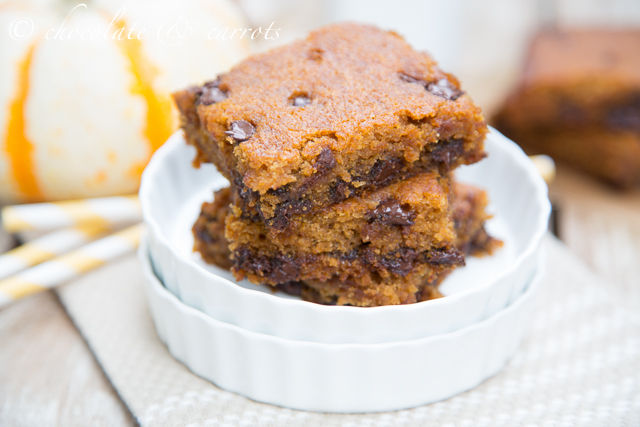 Pumpkin chocolate chip cake bars