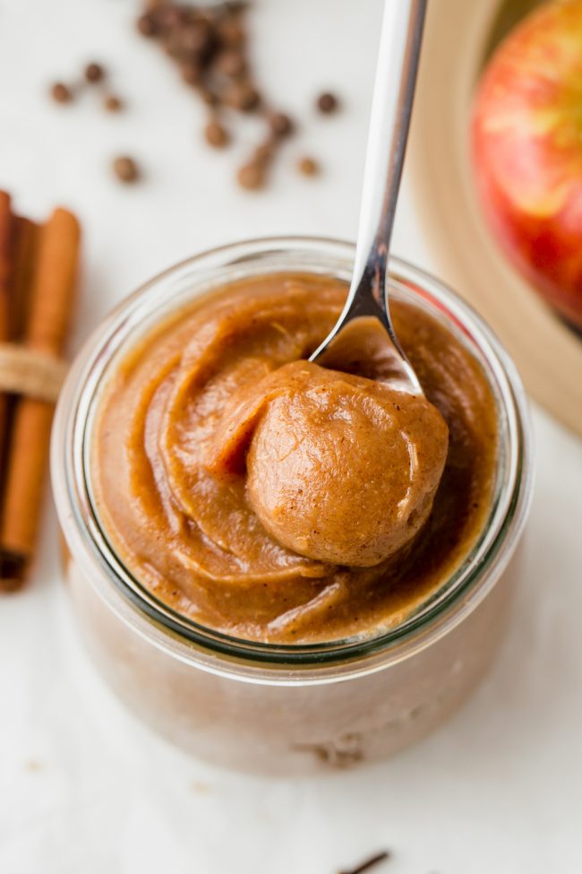 This homemade apple butter only takes 1 1/2 hours and is free of added sweetener! Naturally vegan and paleo.