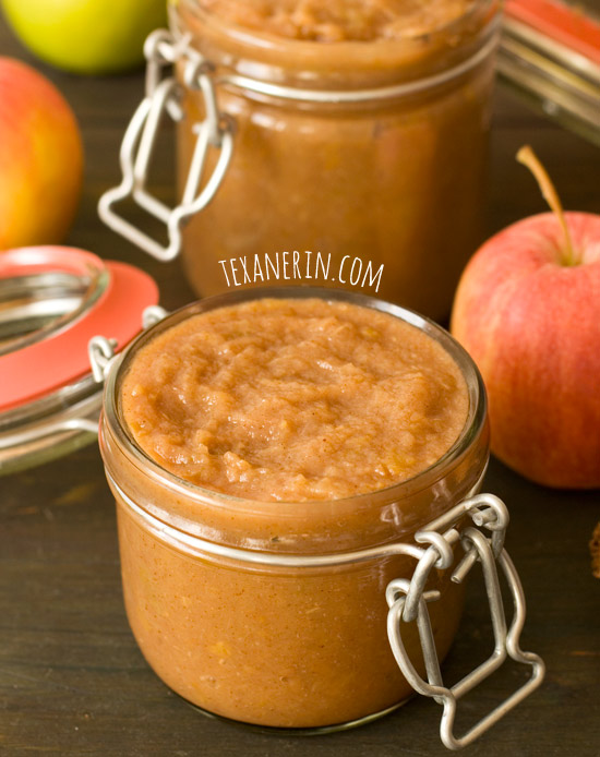 This homemade apple butter is relatively quick and is sugar free! | texanerin.com