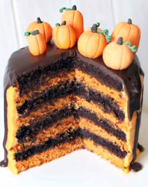 100% whole grain chocolate orange Halloween cake | texanerin.com