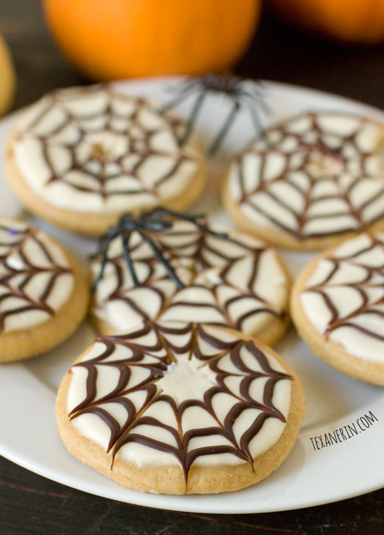 Healthier Halloween Sugar Cookies – unbelievably tasty! | texanerin.com