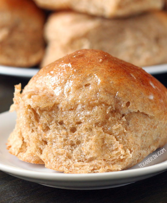 Soft and Fluffy Dinner Rolls (100% whole wheat) | texanerin.com