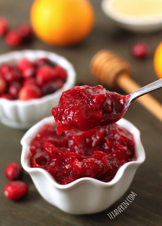 Honey Sweetened Orange Cranberry Sauce | texanerin.com