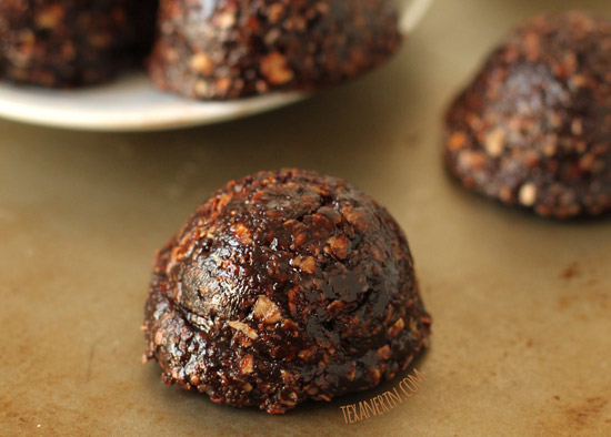 Chocolate No-bake Cookies