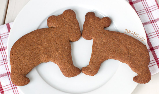 Pepparkakor (Swedish Ginger Cookies) – dairy-free, 100% whole wheat and super simple to make!