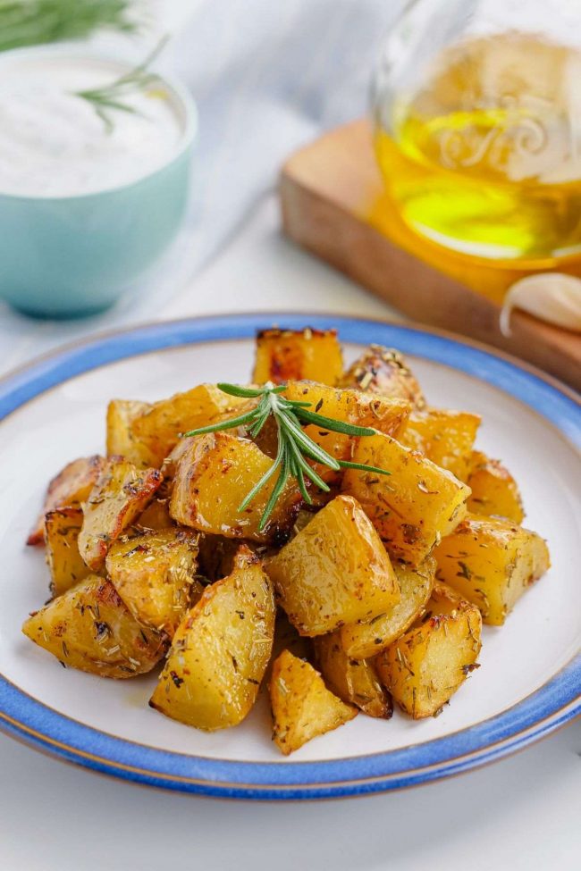 Greek Potatoes (super easy, so much flavor!) - Texanerin Baking
