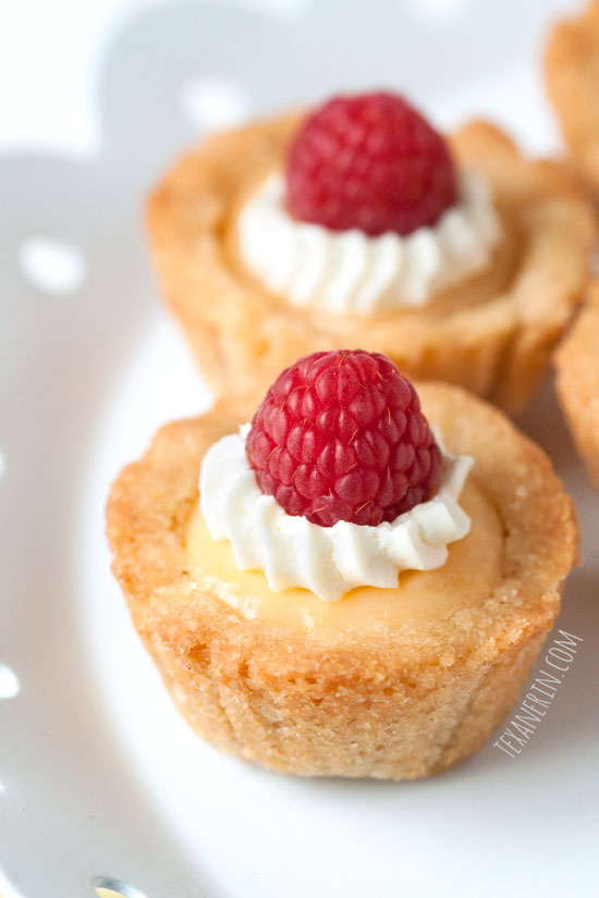 These 100% Whole Grain Mini Lemon Curd Tarts are incredibly easy to make!