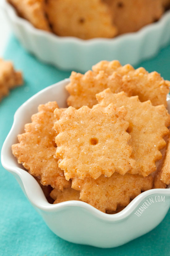 Homemade Cheese Crackers (grain-free, gluten-free) - Texanerin Baking