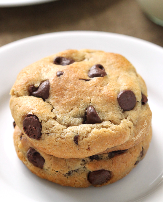 Soft and Chewy Gluten-free Chocolate Chip Cookies