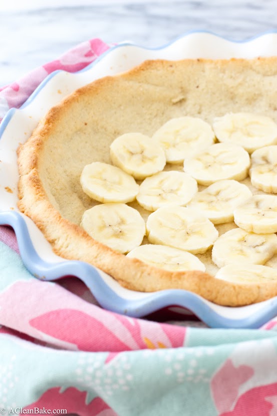 Nutella Banana Cream Pie (gluten-free, grain-free and dairy-free)
