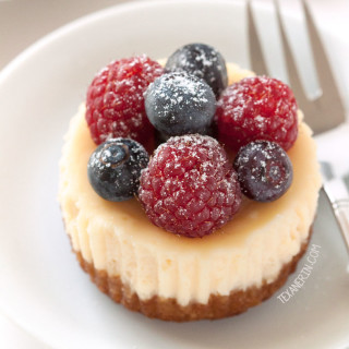 Mini Cheesecakes {grain-free, gluten-free}