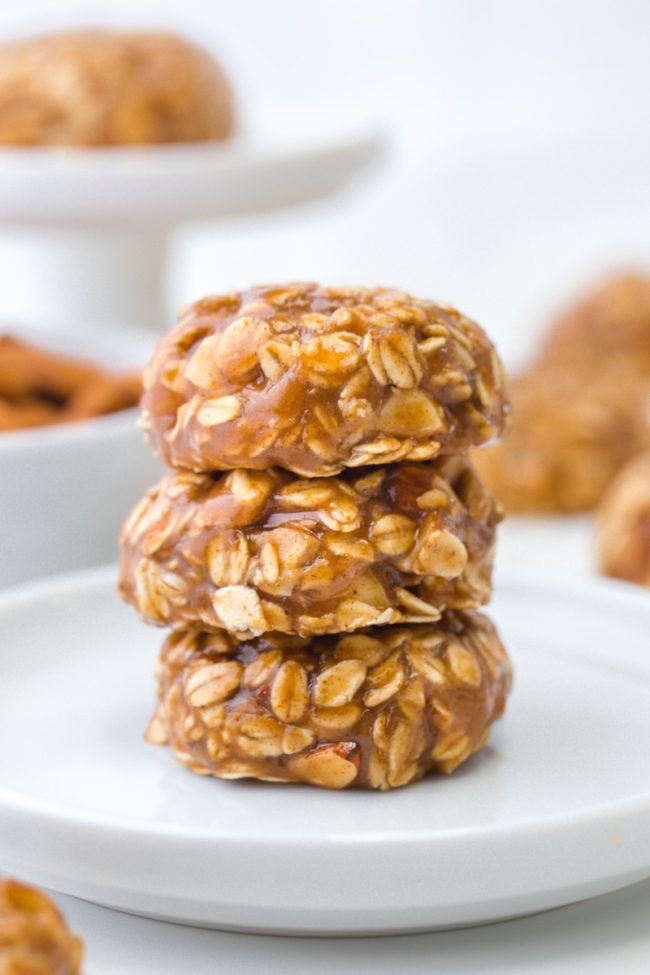 These soft and chewy no-bake maple almond butter cookies only take a few minutes to put together and are full of delicious fall flavors! {naturally vegan, gluten-free, dairy-free and 100% whole grain}