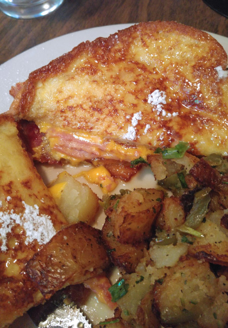 New Orleans: What and Where to Eat – Monte Cristo French Toast at Jimmy J's Cafe