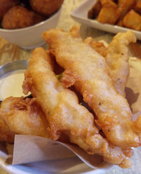 New Orleans: What and Where to Eat – Fish Sticks with LA31 Batter at Pêche Seafood Grill