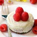 No-bake Mini Raspberry Cheesecakes