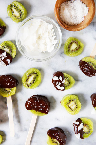 Easy Kiwi Pops from Lexi's Clean Kitchen