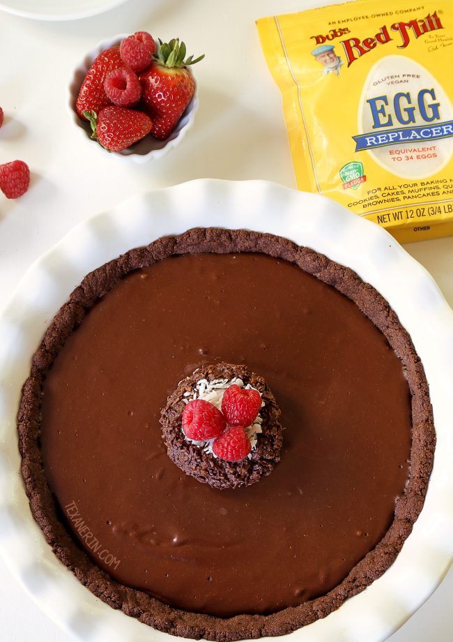 Paleo vegan chocolate cream pie with an ultra silky chocolate filling and a chocolate brownie / cookie crust! Made without tofu. Prefer a chocolate fudge pie? Serve it cold for a fudgy texture. 