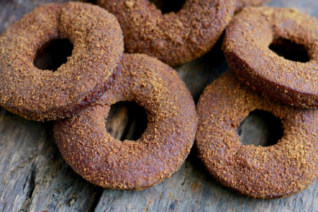 Pumpkin Spice Donuts