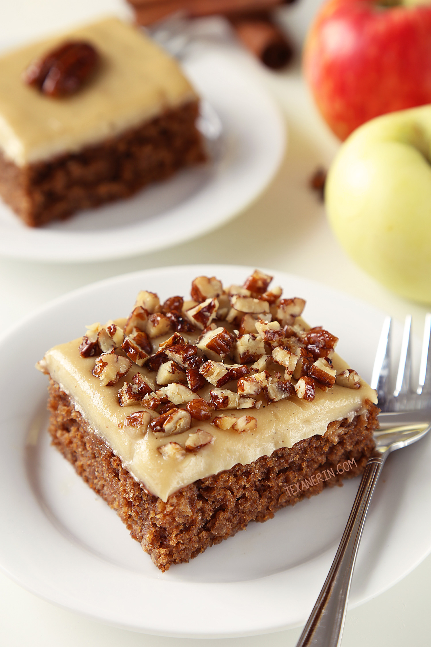paleo spice cake with