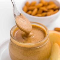 How to Make Almond Butter