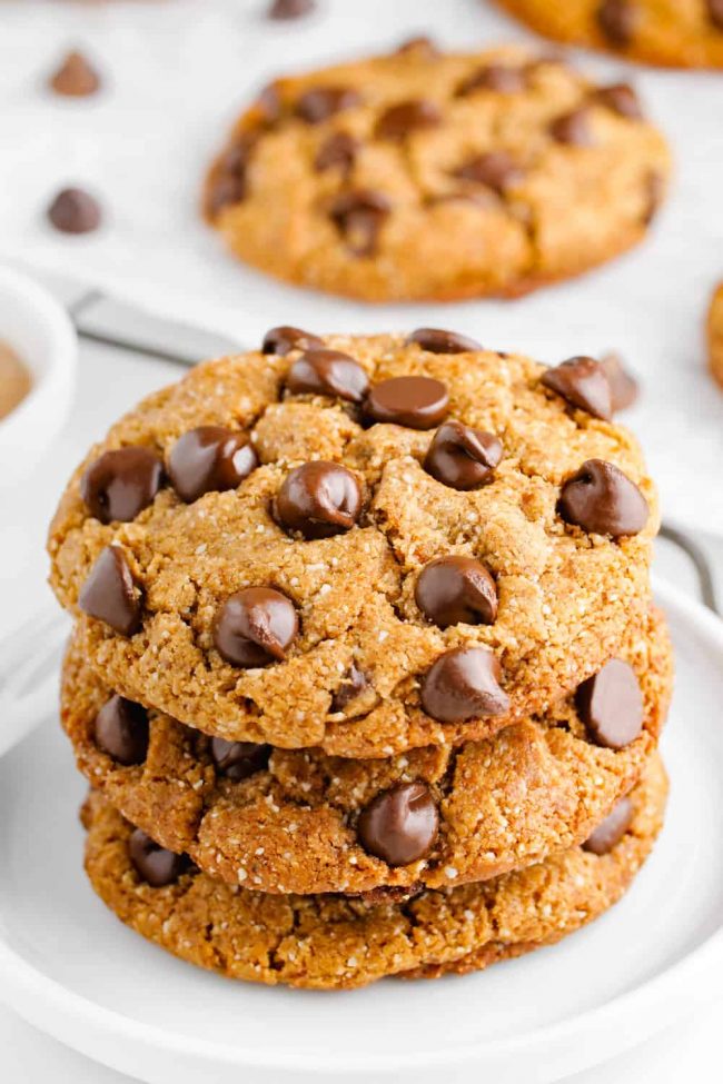 These amazing paleo chocolate chip cookies are thick, chewy and have the perfect texture. Many of the reviewers have called these the best cookies ever and said that nobody had a clue that they were paleo (or even gluten-free)! Vegan and keto options.