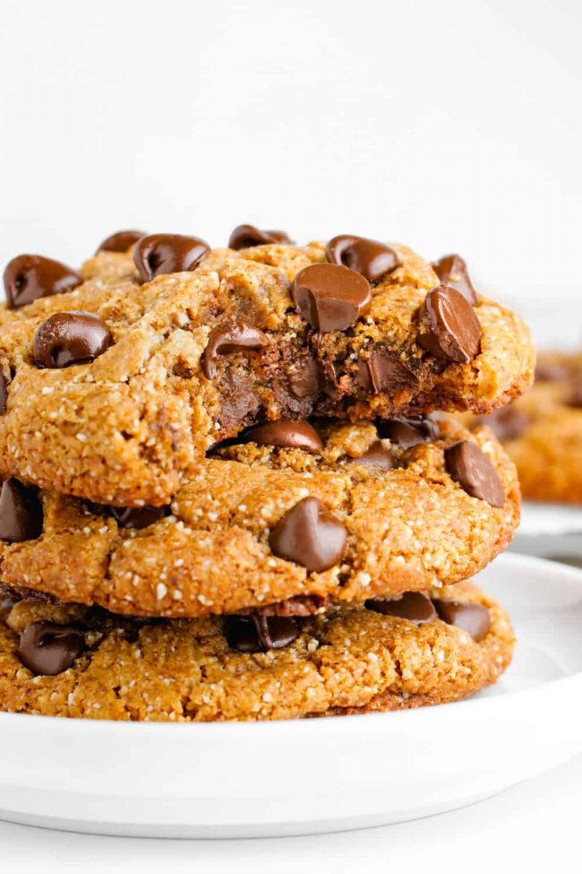 These amazing paleo chocolate chip cookies are thick, chewy and have the perfect texture. Many of the reviewers have called these the best cookies ever and said that nobody had a clue that they were paleo (or even gluten-free)! Vegan and keto options.