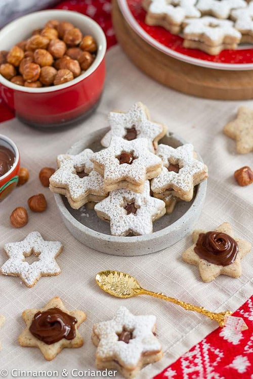 German Hazelnut Cookies with Nutella Filling