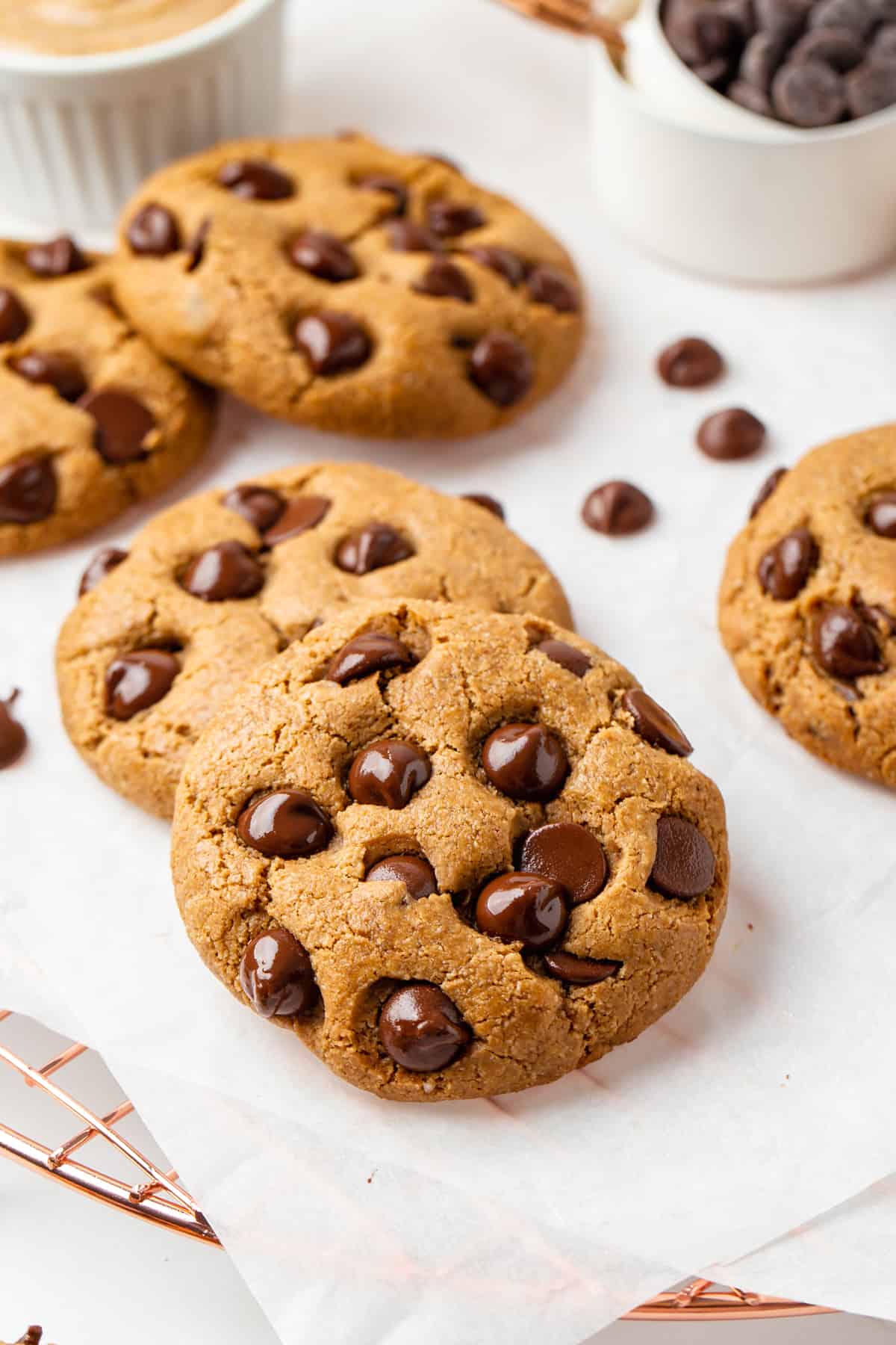 Almond Flour Chocolate Chip Cookies (great texture! keto, vegan options ...