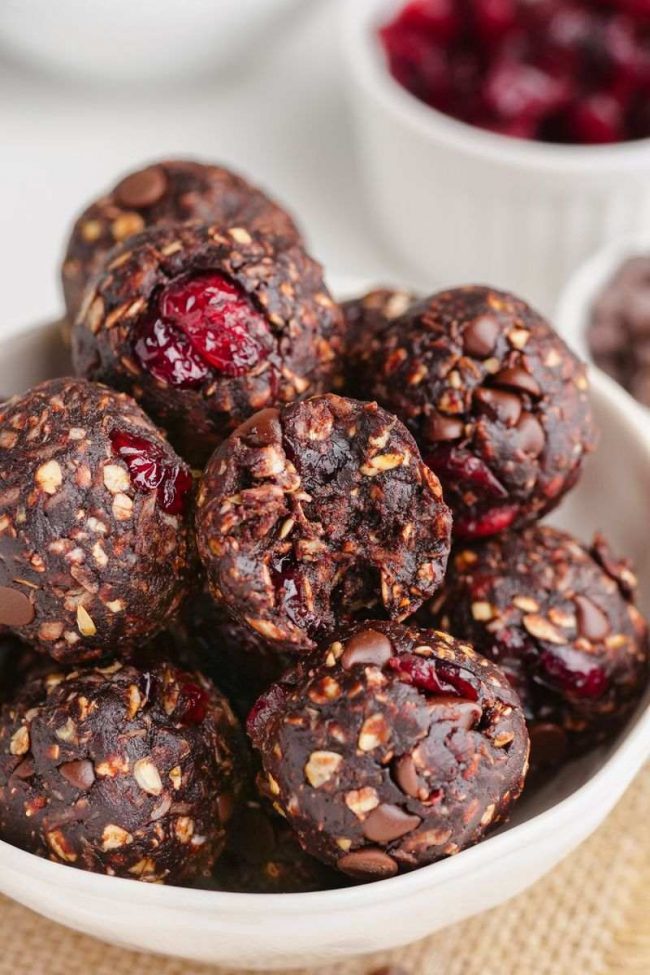 These bliss balls are loaded with chocolate, are no-bake and easy to make gluten-free and vegan. They only take 6 ingredients and 5 minutes to make! Your family is going to love these chocolate bliss balls.