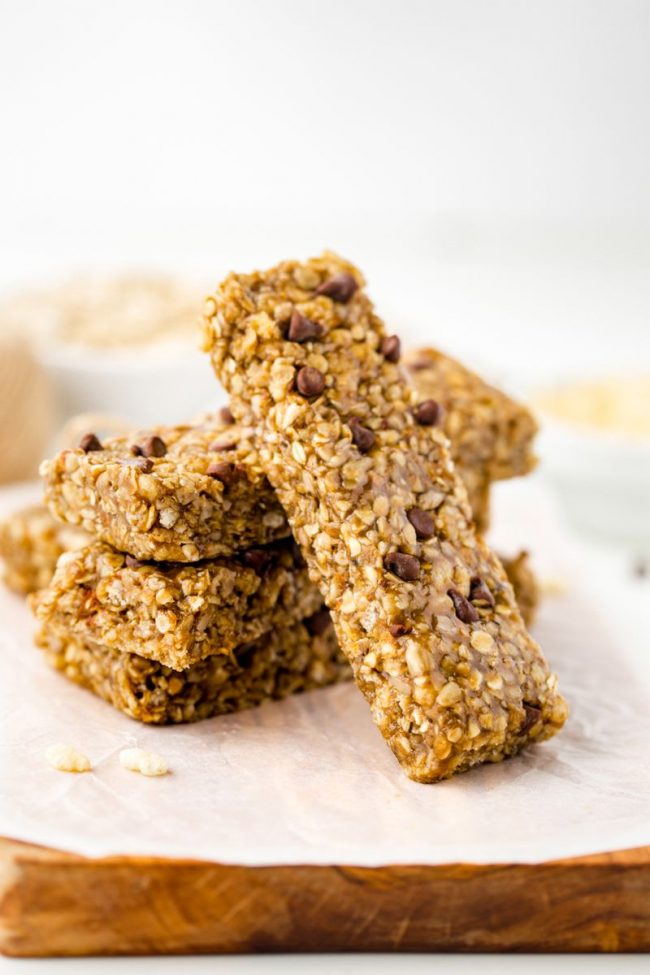 These gluten-free granola bars are easy to make, no-bake, vegan and can also be made nut-free.