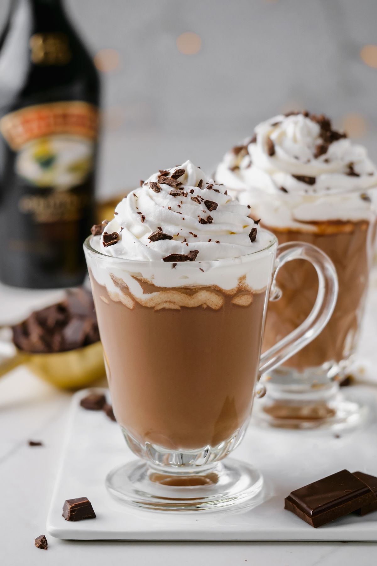 Baileys Hot Chocolate (4 Ingredients, ultra rich, creamy!) - Texanerin ...