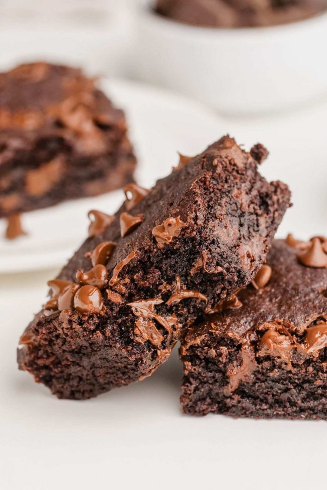 https://www.texanerin.com/content/uploads/2021/08/air-fryer-brownies-image-650x975.jpeg