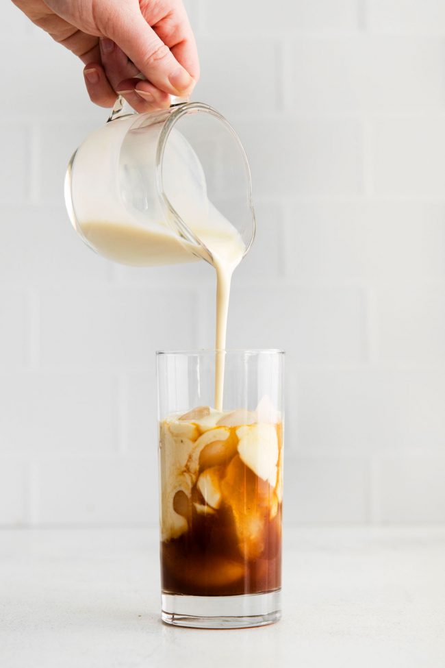 Iced Chai Latte (Starbucks Copycat) - Texanerin Baking