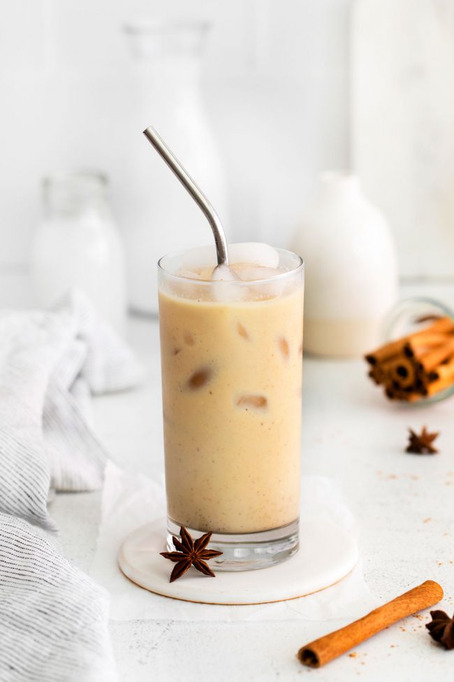 Iced Chai Latte (Starbucks Copycat) - Texanerin Baking